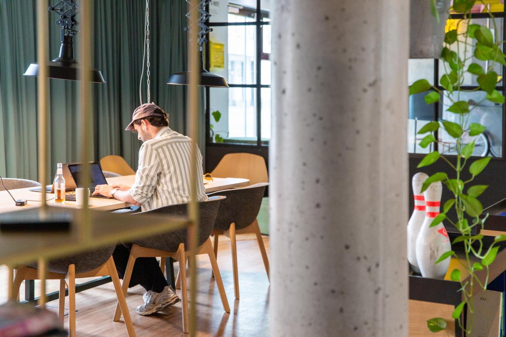 Stayery Berlin Friedrichshain - Stylish Rooms & Apartments — Foto’s 2